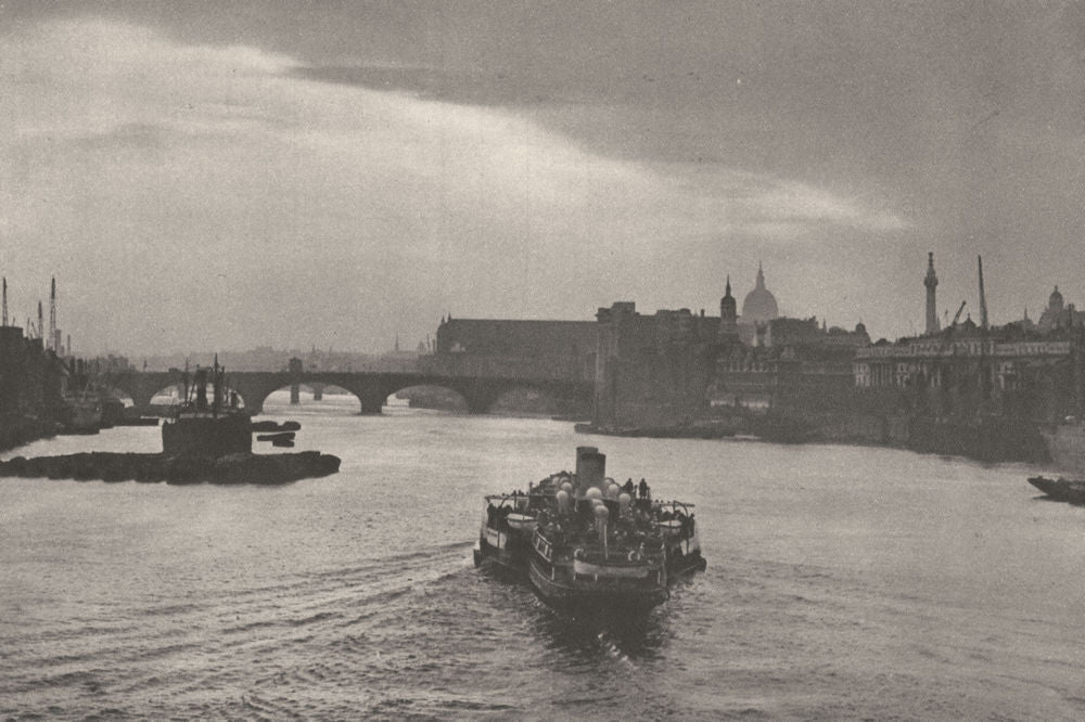 LONDON-ON-SEA. daily trip boat heads into sunset. Return from Margate 1926